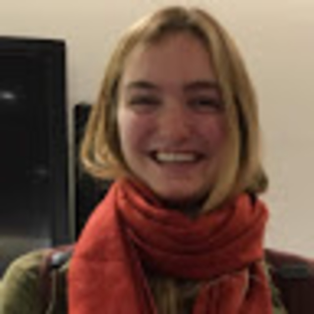 Meet your Posher, Olivia